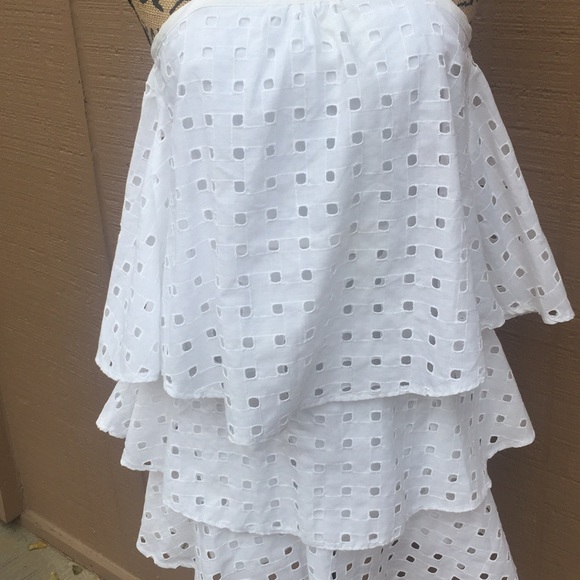 Sz XS Natalie Anne Three Tiered Eyelet Dress - Picture 3 of 6